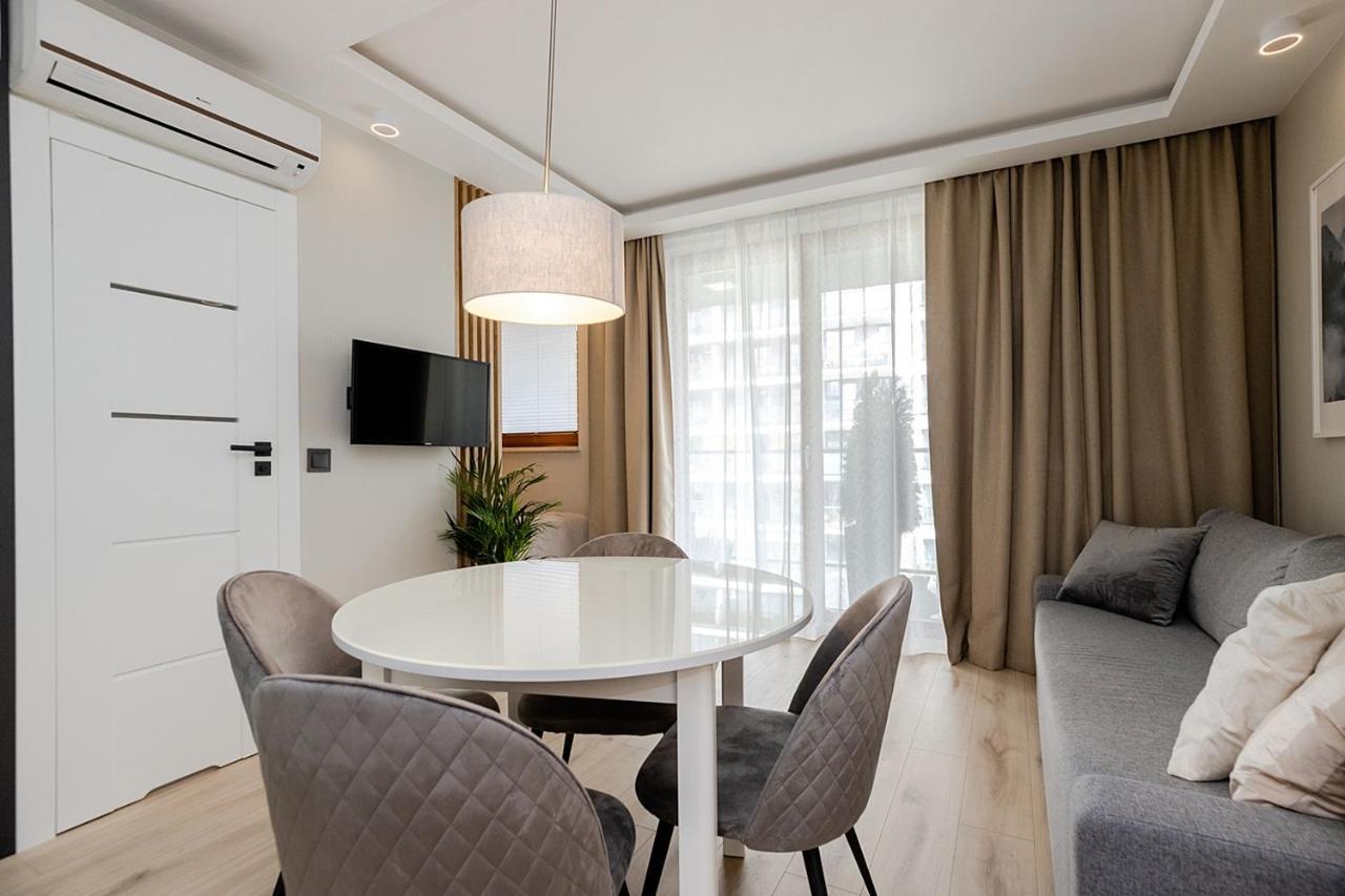 Apartment Wola, Wi-Fi, Smart Lock, Air Condition Varsovie Extérieur photo