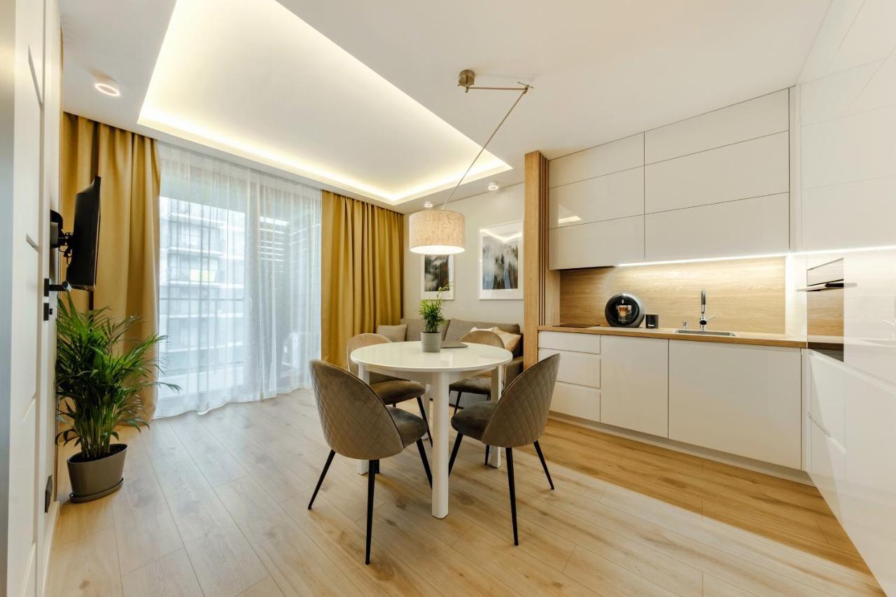Apartment Wola, Wi-Fi, Smart Lock, Air Condition Varsovie Extérieur photo